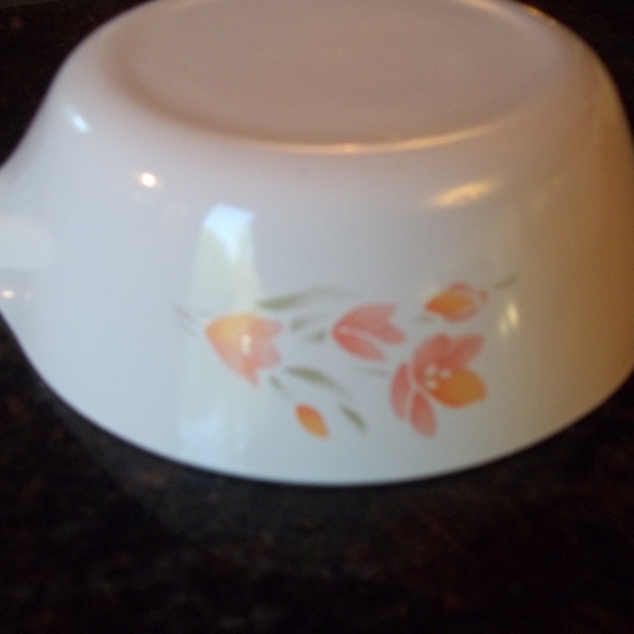Corning Ware Peach Floral 1 Pint Sauce Pan - Picture 2 of 6